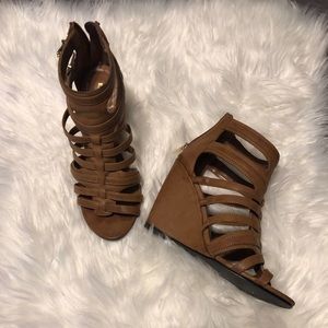 Express Wedges